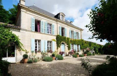 Renoviertes Schloss kaufen Frankreich