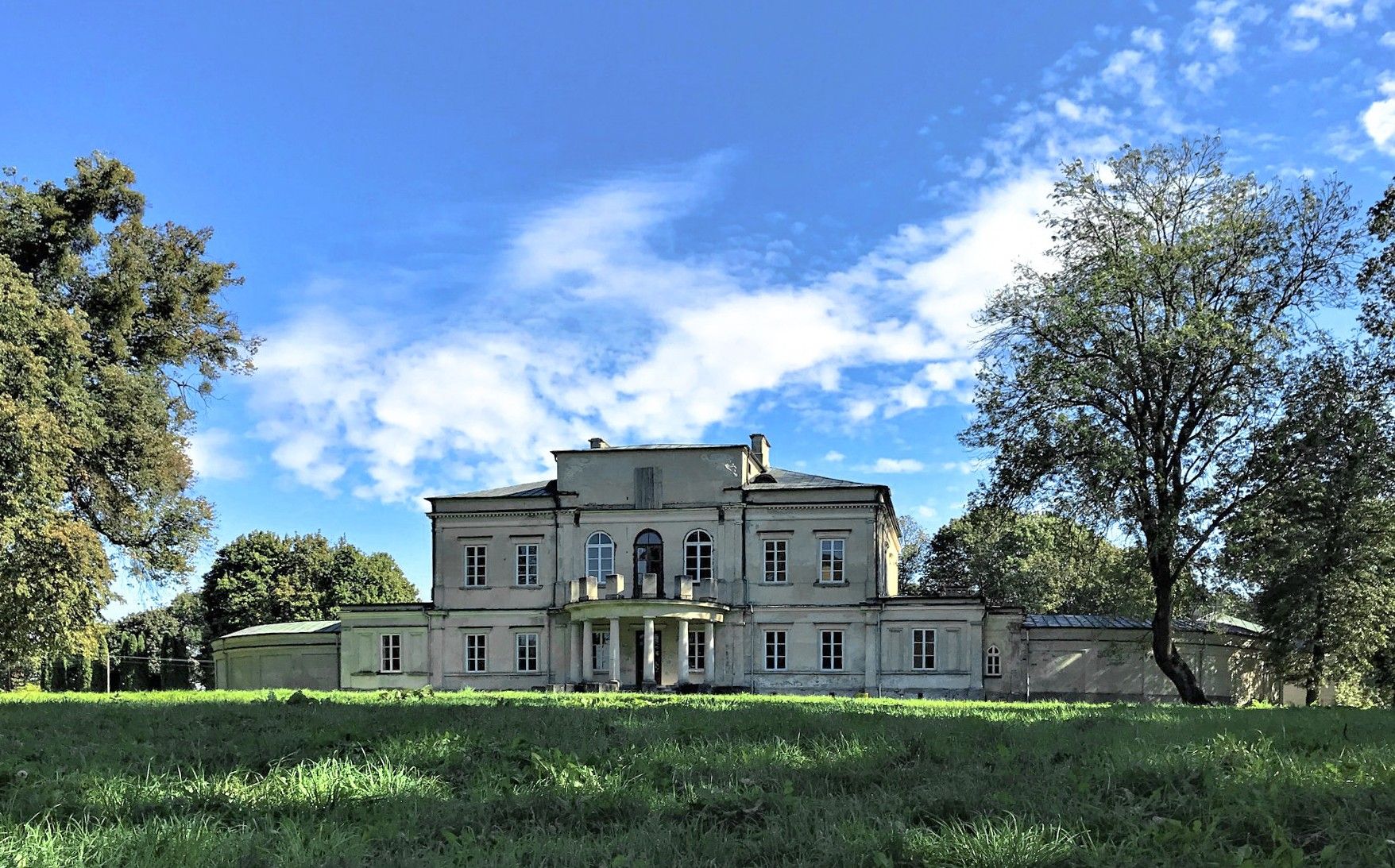 Billeder Beautiful castle complex Dołhobyczów, southeastern Poland