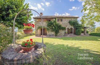 Statek na prodej 06019 Umbertide, Umbria, RIF 3050 Blick auf Haus