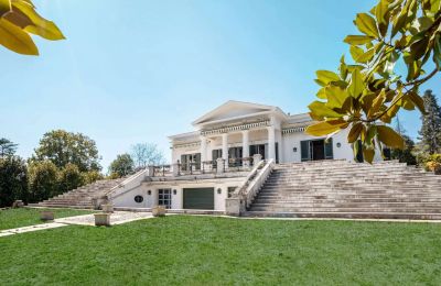 Historisk villa købe 28040 Lesa, Piemonte, Sidevisning