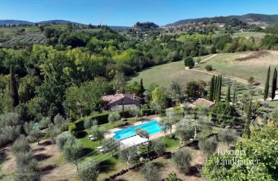 Landhus købe Chianciano Terme, Toscana, RIF 3061 Pool und Haus