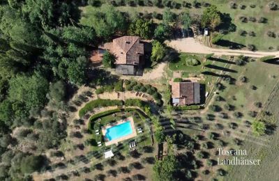 Landhus købe Chianciano Terme, Toscana, RIF 3061 Vogelperspektive Anwesen