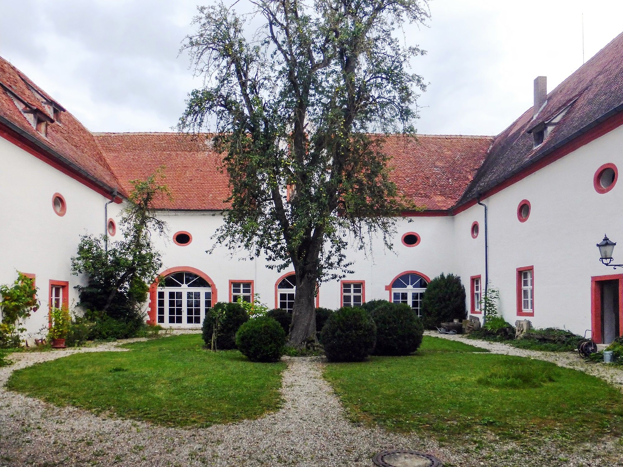 Obrázky Krásný barokní zámek na prodej ve Středních Frankách, Bavorsko, Německo