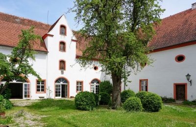 Slot købe 91792 Ellingen, An der Vogtei 2, Bayern, Indre gårdhave