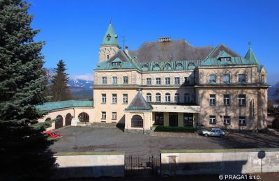 Slot købe Liberec, Liberecký kraj, Udvendig visning