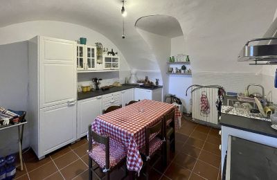 Historisk villa købe 28824 Oggebbio, Piemonte, Køkken