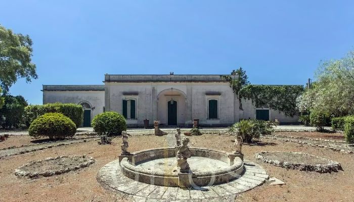 Historisk villa købe Lecce, Puglia,  Italien