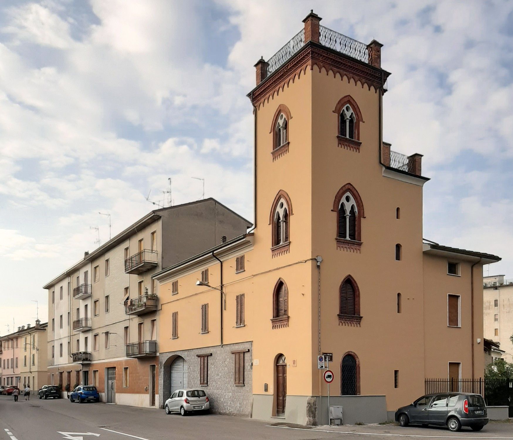 Obrázky Palazzo Sanseverino - nemovitost spojená s Leonardem da Vinci