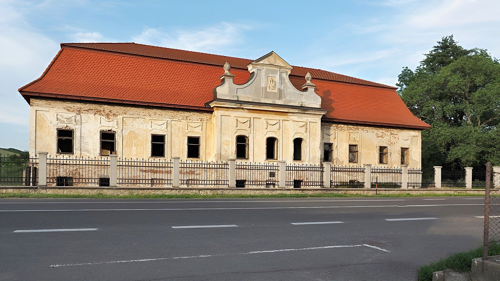 Billeder Ejendomsinvestering i det centrale Slovakiet: slot med park