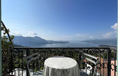 Historická vila na prodej Bee, Piemonte, Aussicht vom Balkon