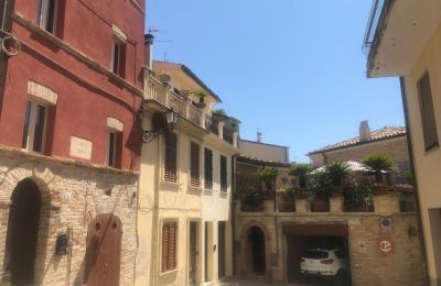 Historická vila na prodej Offida, VIA SAN FRANCESCO  13, Marche, Foto 26/29