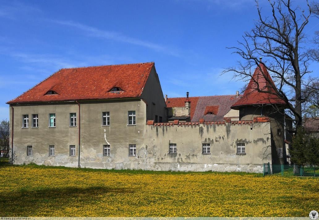 Obrázky Starý zámek v Polsku u Wałbrzychu