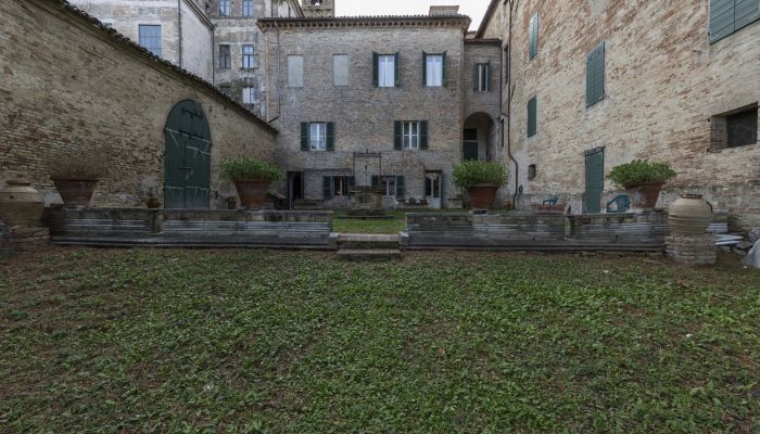 Historická vila na prodej Filottrano, Marche,  Itálie