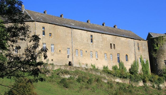 Zámek Roussy-le-Bourg 4