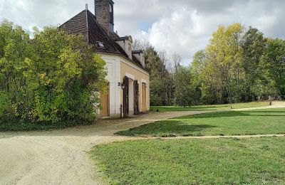 Zámek na prodej Bourgogne-Franche-Comté, Přístavba