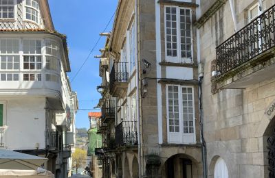 Zámeček na prodej Pontedeume, Calle Real, Galicia, Umístění nemovitosti