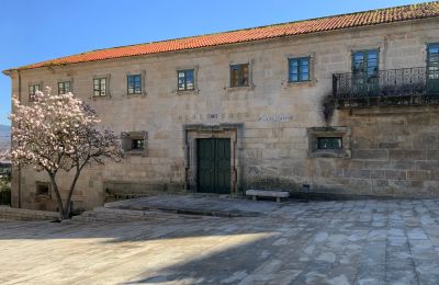 Zámeček na prodej Pontedeume, Calle Real, Galicia, Umístění nemovitosti