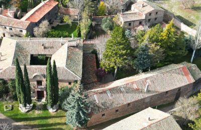 Zámek na prodej Soria, Medinaceli, Castilla y León, Foto z dronu