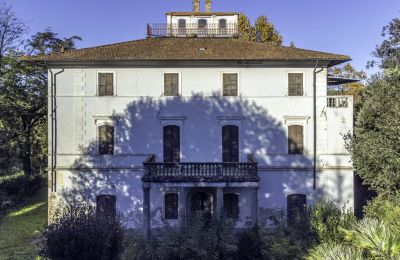 Historická vila na prodej Pontedera, Toscana, Pohled zvenku