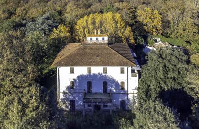 Historická vila na prodej Pontedera, Toscana, Foto z dronu