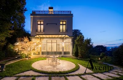 Historická vila na prodej Lyon, Auvergne-Rhône-Alpes, Boční pohled