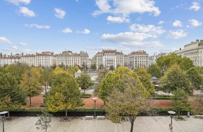 Byt na zámku na prodej Lyon, Lyon 2e Arrondissement, Place Bellecour, Auvergne-Rhône-Alpes, Výhled