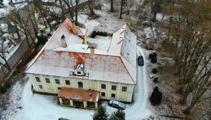 Zámek Plzeňský kraj, okres Klatovy, Klatovy 3