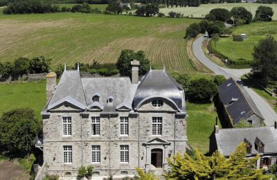 Zámek na prodej Pléneuf-Val-André, Le Tertre Rogon, Bretagne, Foto z dronu