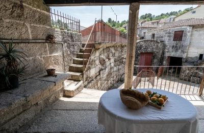 Zámeček na prodej Ourense, Galicia, Nádvoří