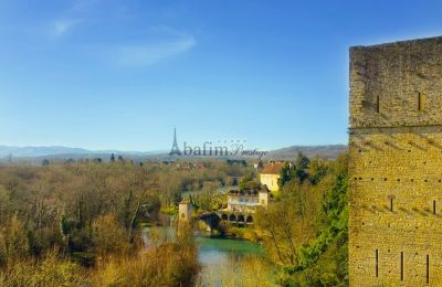 Historická vila Sauveterre-de-Béarn, Nouvelle-Aquitaine