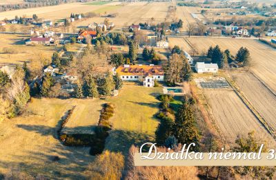 Zámeček na prodej Mazovia, Pozemek