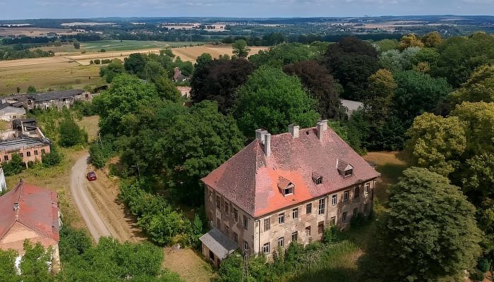 Zámek na prodej Kostrzyna, Dolní Slezsko,  Polsko