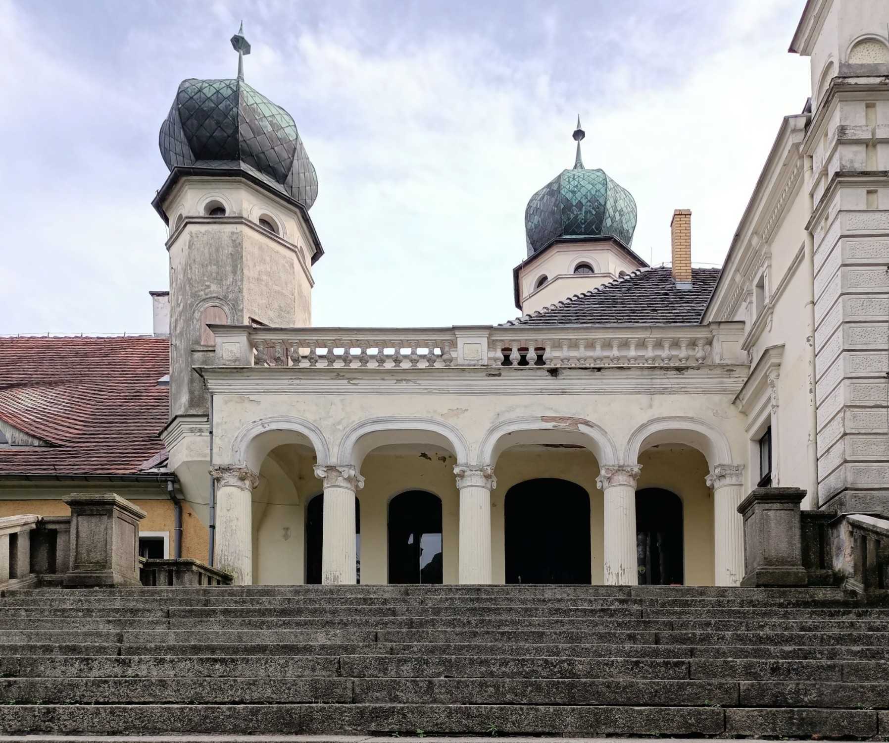 Obrázky Lubuskie: Prodej zámku a parku Lubinicko, 90 km od německých hranic