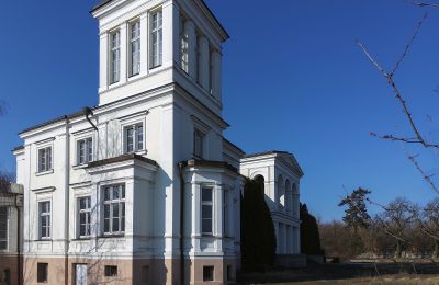 Zámek na prodej Lubstów, Pałac w Lubstowie, Velkopolské, Boční pohled