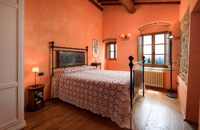 Venkovský dům na prodej Figline e Incisa Valdarno, Toscana, RIF 2966 Schlafzimmer 1