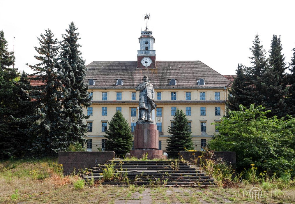 Heeressportschule in Wünsdorf - Hauptgebäude, Wünsdorf