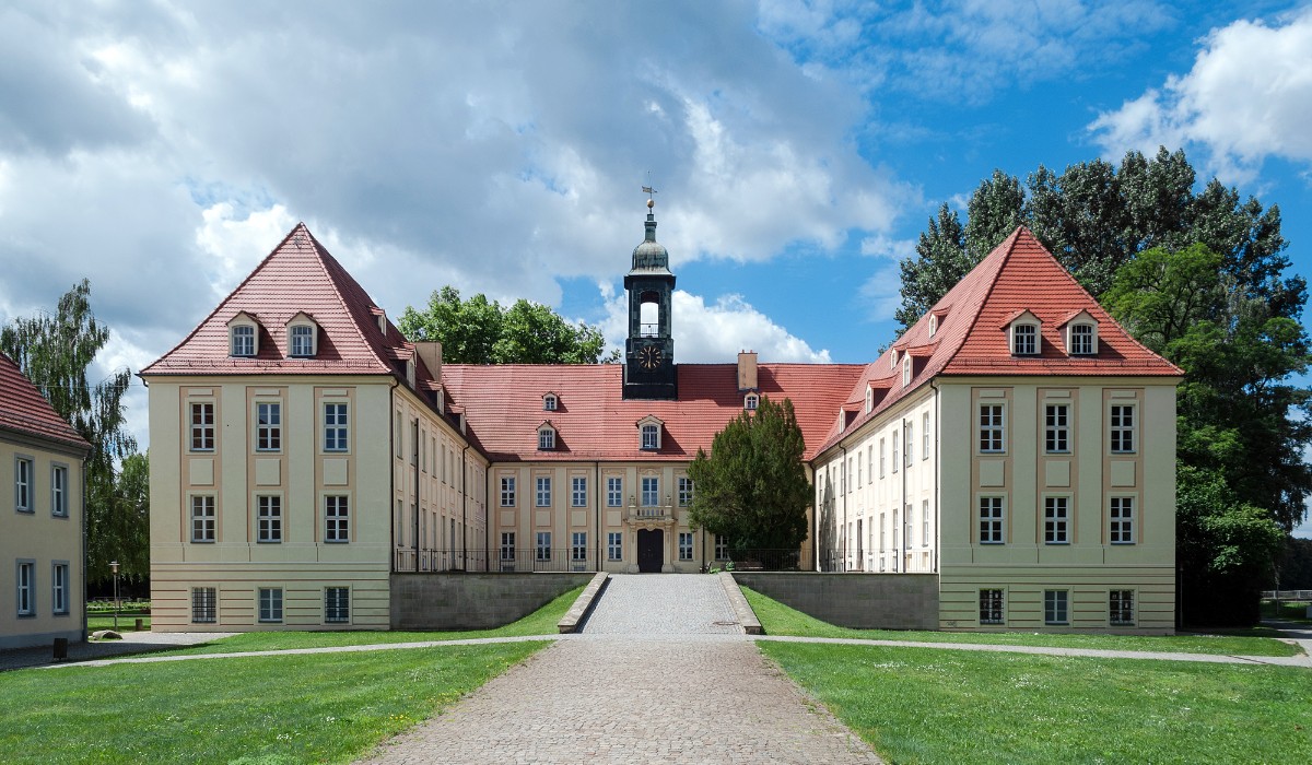 Schloss Elsterwerda Brandenburg (Gymnasium), Elsterwerda